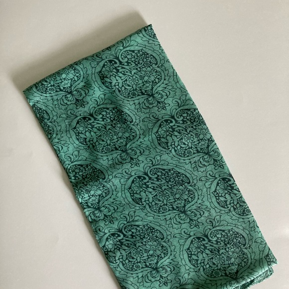 🛍 Romantic Pattern Long Scarf, Teal & Navy - Picture 2 of 3